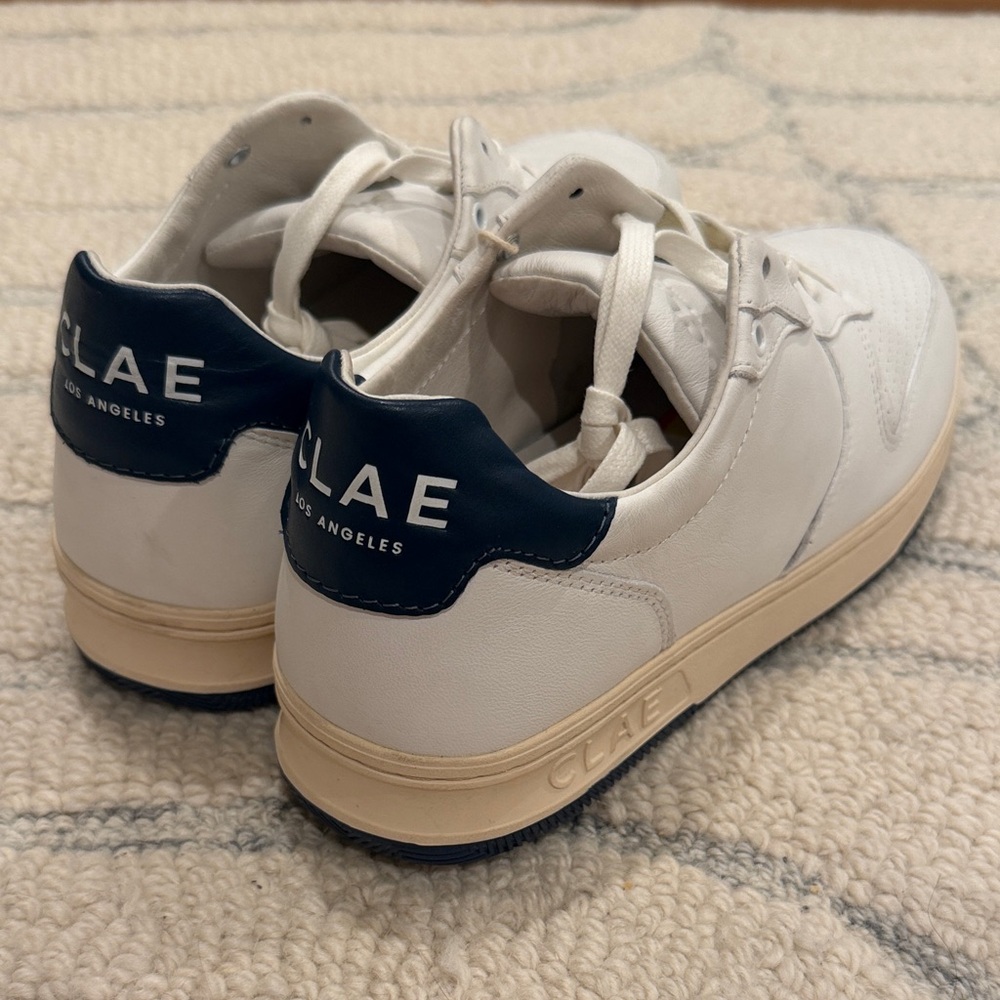 Clae Men's White and Navy Sneakers Malone 9.5